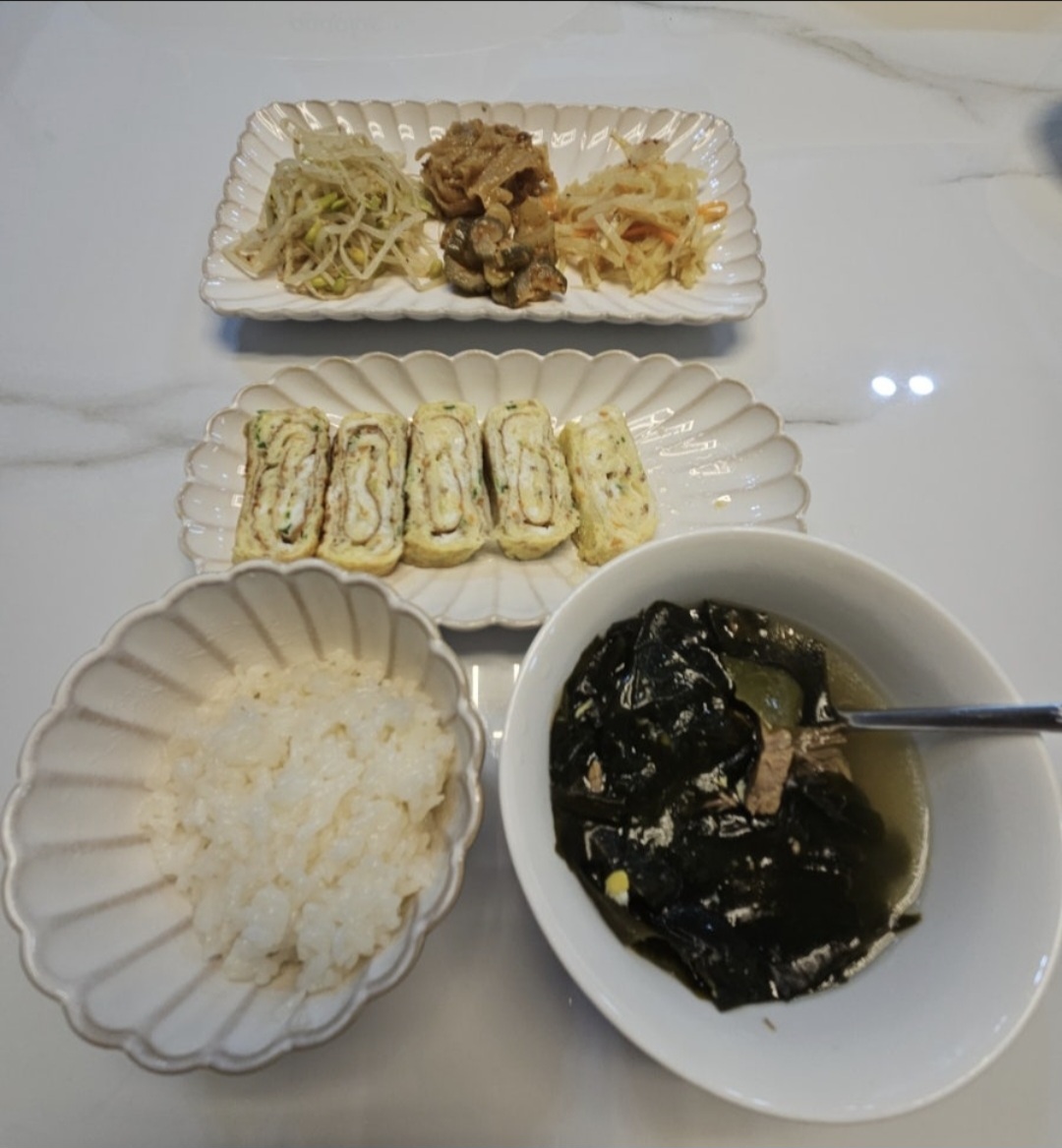 3555374110_PQgM7fGZ_02a793a8129e93df3b957d92bba88a7e5f3a26ed.jpg 이미지크게보기